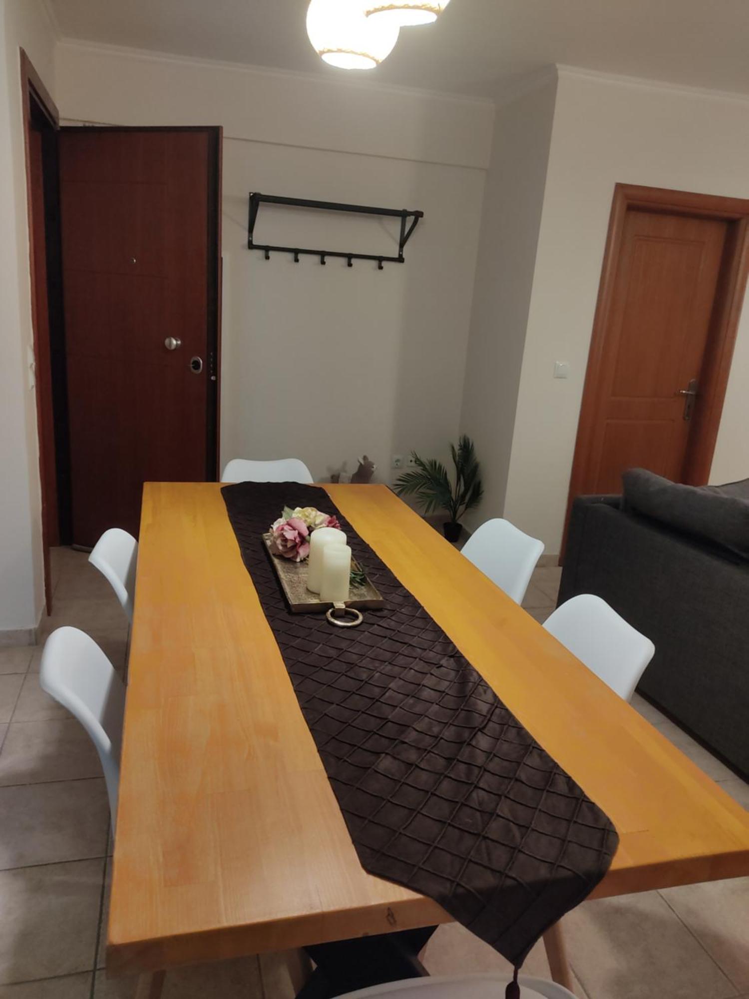 Rania'S House Apartment Aigio Bagian luar foto